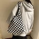 thumbnail image 4 of Bolso de hombro de punto para mujer, bolso de compras, bolso tote, tejido suave con estampado de cuadrícula, estilo casual y moderno. Blanco negro, 4 of 9
