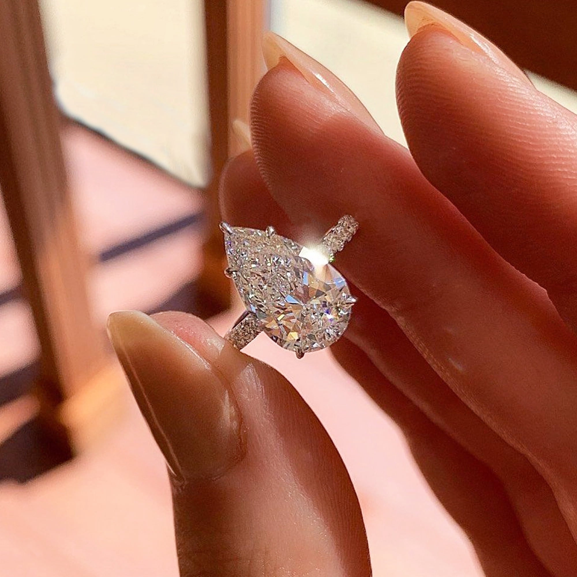 SOLITAIRE JEWELS 10x7MM Pear Cut Moissanite Engagement Ring 14K Solid Gold Pear Solitaire Ring Promise Proposal Anniversary Ring for Her