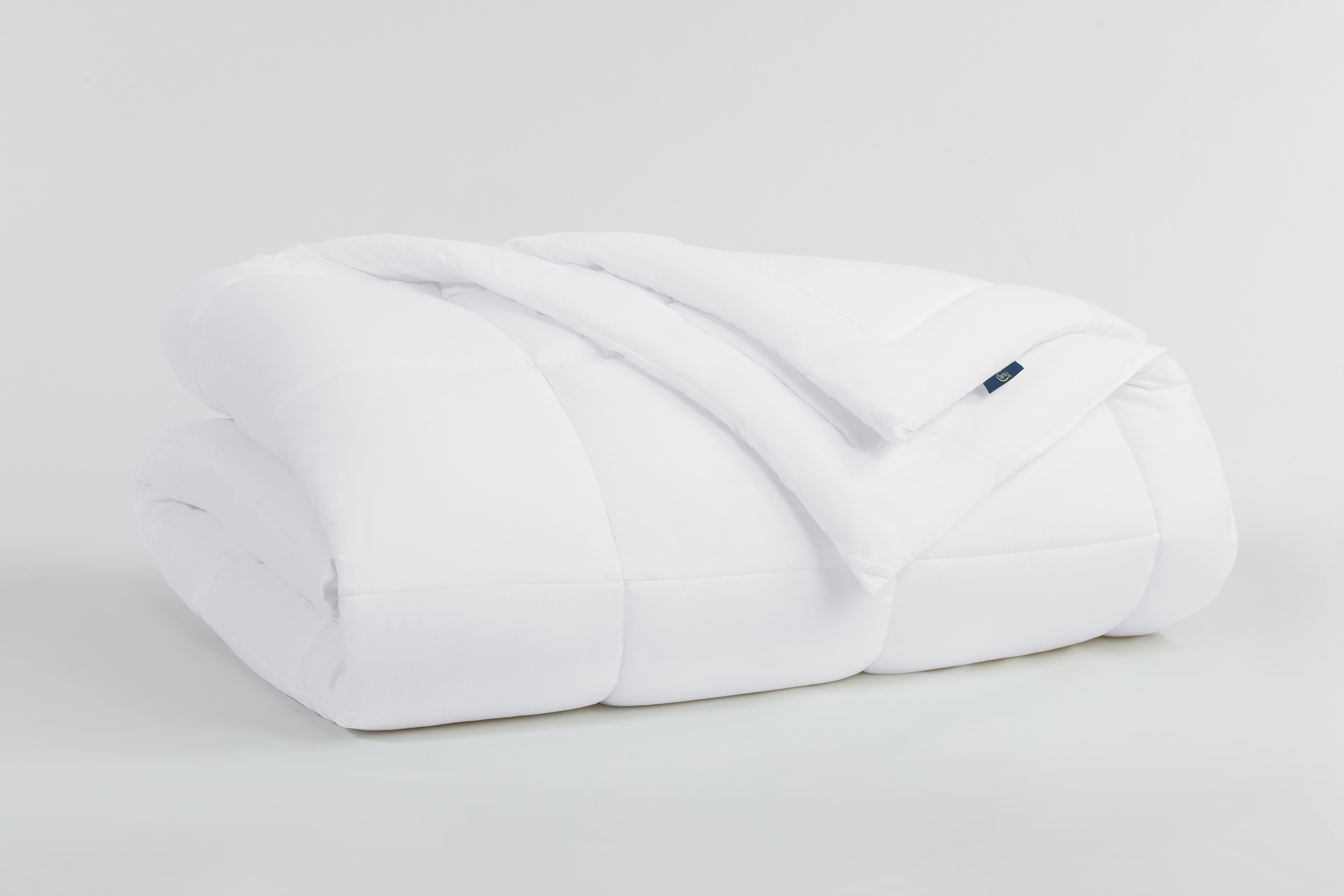 Serta ComfortSure Down Alternative Comforter, Queen, White
