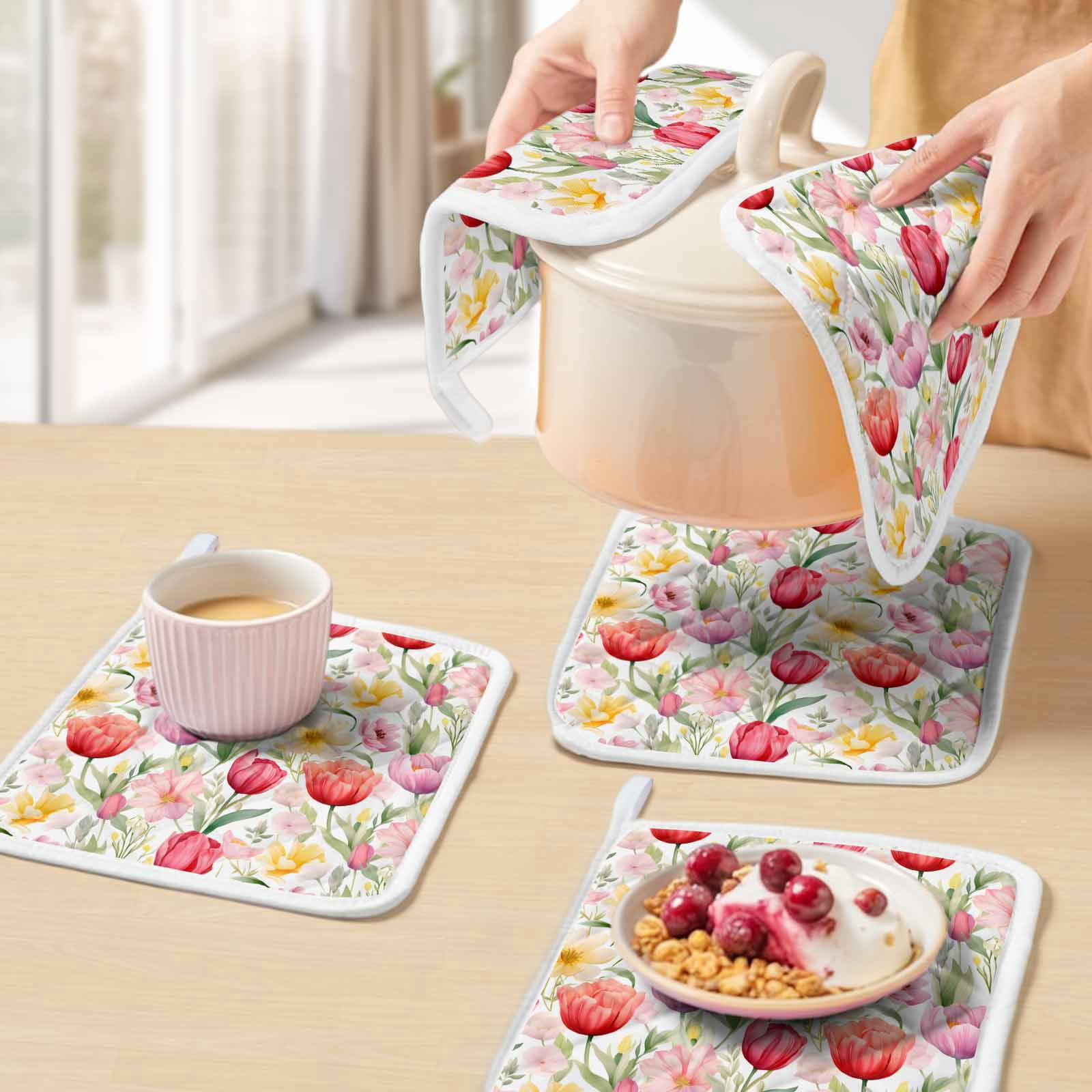Spring Tulip Pot Holders for Kitchen Heatproof Potholder, 3 Pack Summer Floral Botanical Elegant Hot Pads Multipurpose Oven Pads Cloth Potholders Trivet for Cooking Baking