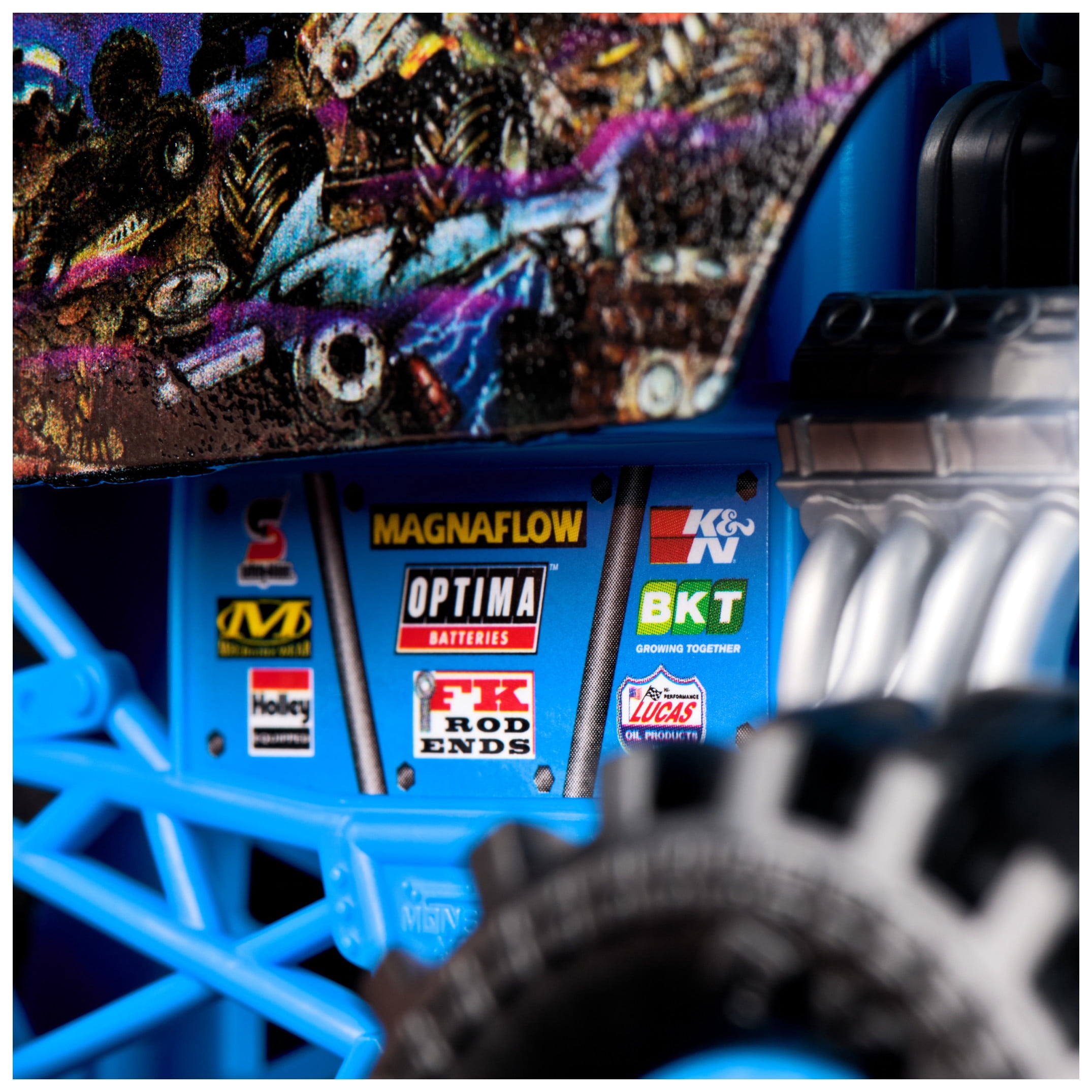 Monster Jam, Official Son-Uva Digger Monster Truck, Collector Die-Cast Vehicle, 1:24 Scale, Kids Toys for Boys and Girls Ages 3 and up