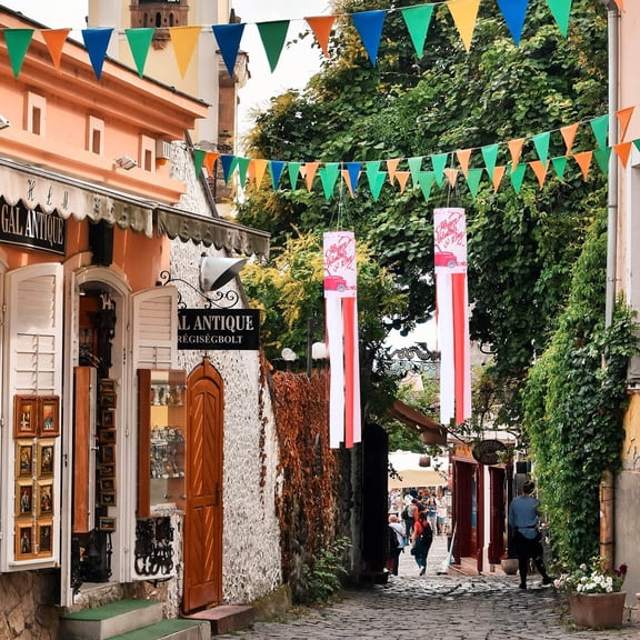 ULTNICE Valentine Day Windsock Decorative Windsocks Pink Banner Design for Outdoor Garden Use 1Set