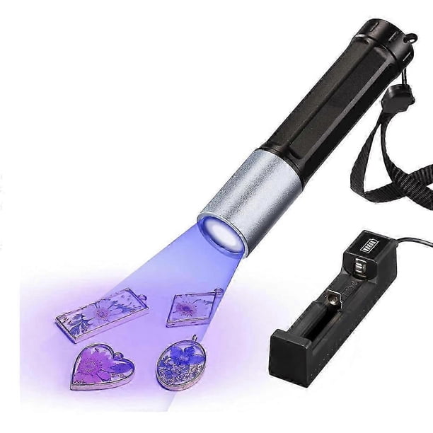 UV Light for Resin Curing, 365Nm UV Flashlight , Quick Cure LED Waterproof UV Lamp Rechargeable for Pet Urine