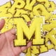 thumbnail image 4 of Zhuge 26 parches bordados con letras AZ para coser sobre la toalla, parches adhesivos de reparación del alfabeto para ropa, letras decorativas con borde dorado,DIY, amarillo, 4 of 5