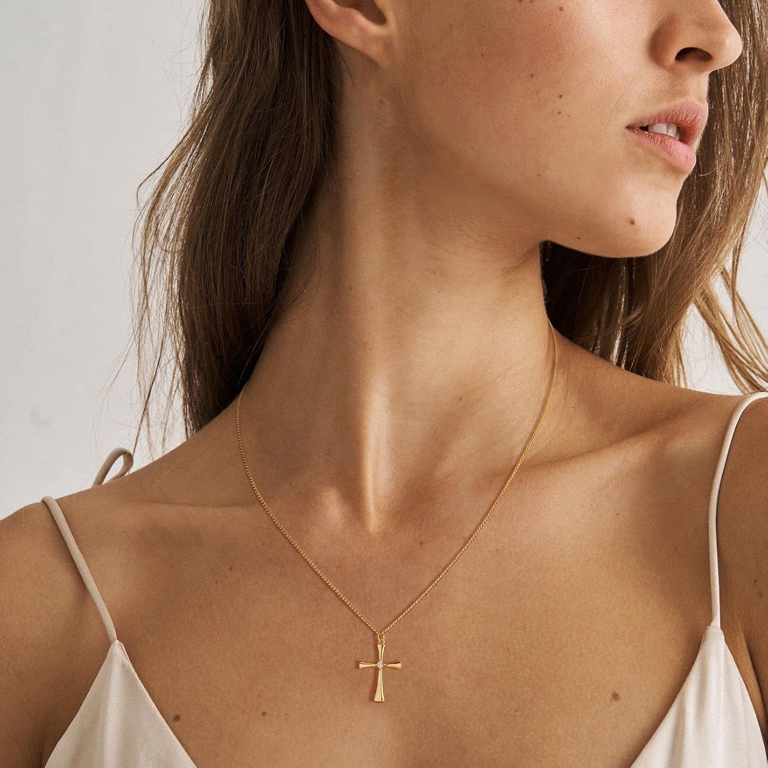 Gold Cross Necklace 14K Gold Plated Dainty Gold Cross Pendant Necklace For Women Delicate Necklace Jewelry[o6628]