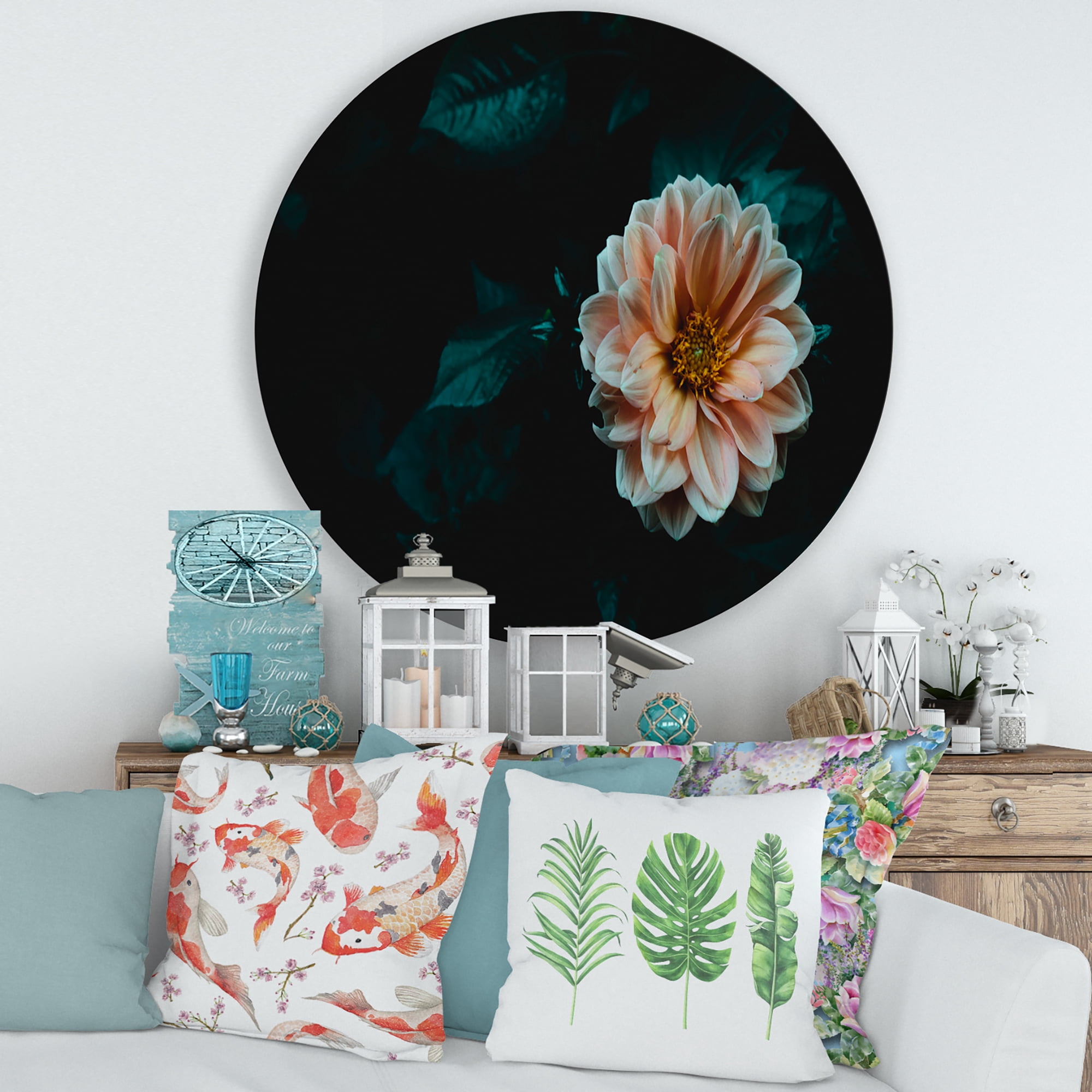 Designart 'Blooming Yellow Flower' Traditional Circle Metal Wall Art 29x29 - Disc of 29