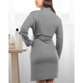 thumbnail image 2 of Bata NY Threads Gris Medio Ligera de Largo a la Rodilla con Textura Waffle, 2 of 6