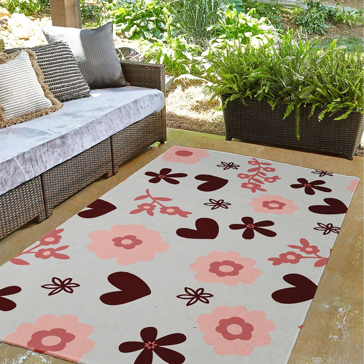 Simply Daisy 3' x 5' Gray Flowery Love Valentines Chenille Indoor/Outdoor Rug