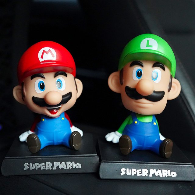 Figura de juego de Mario Bros y Luigi, modelo de estatua de PVC de 10cm con cabeza agitadora, adornos para el hogar y el coche