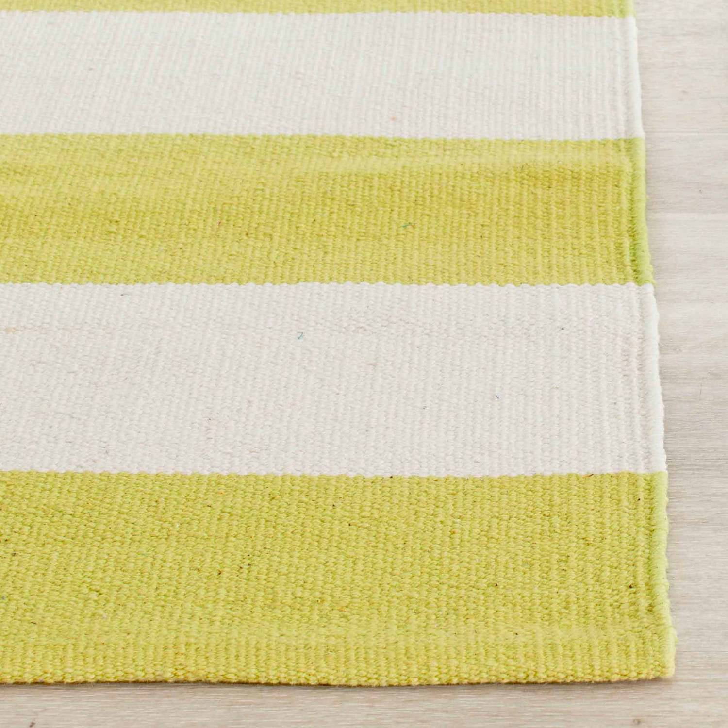 SAFAVIEH Montauk Saranna Striped Cotton Runner Rug, Green/Ivory, 2'3" x 7'