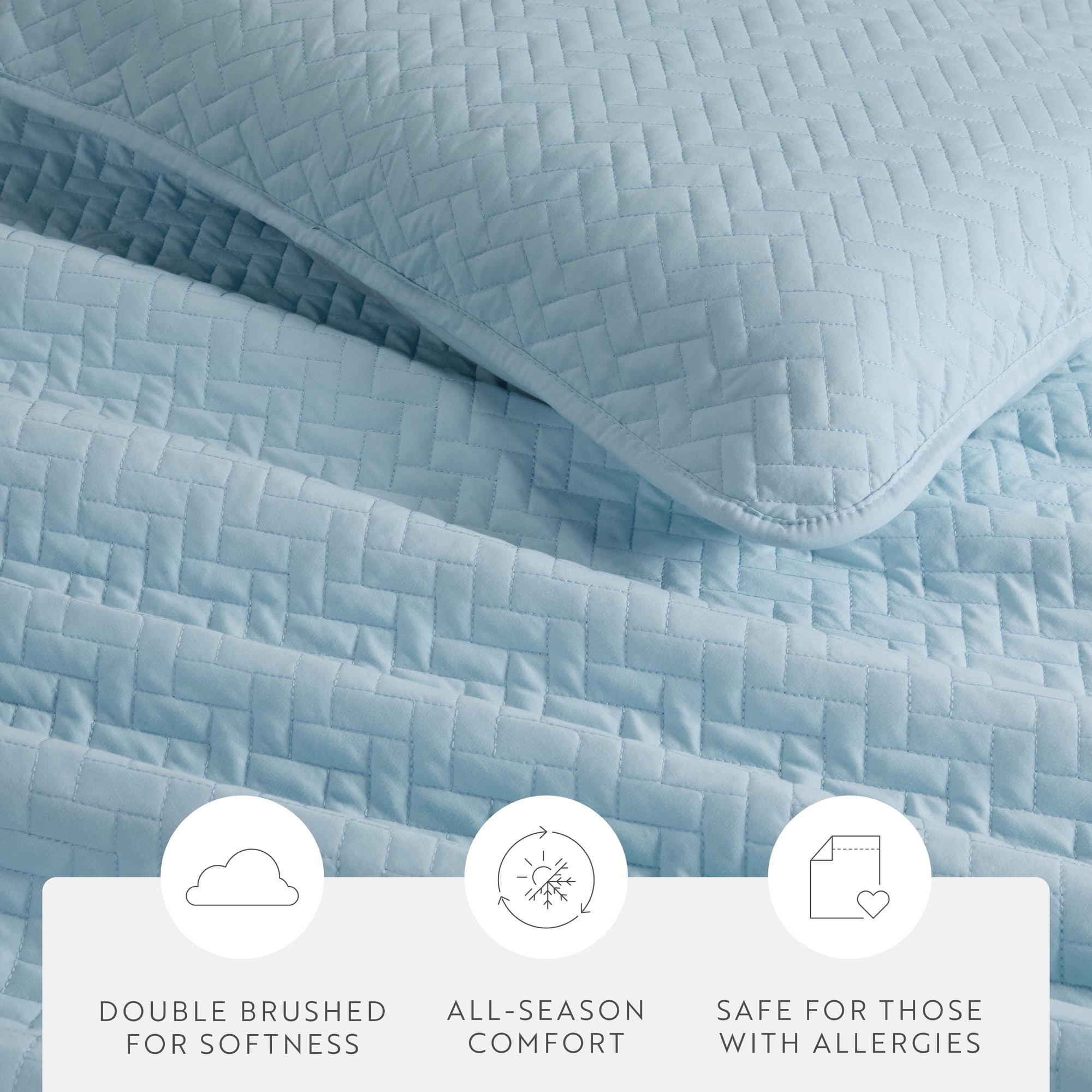 Noble Linens Pale Blue Herring Pattern Quilted Coverlet, Full/Queen
