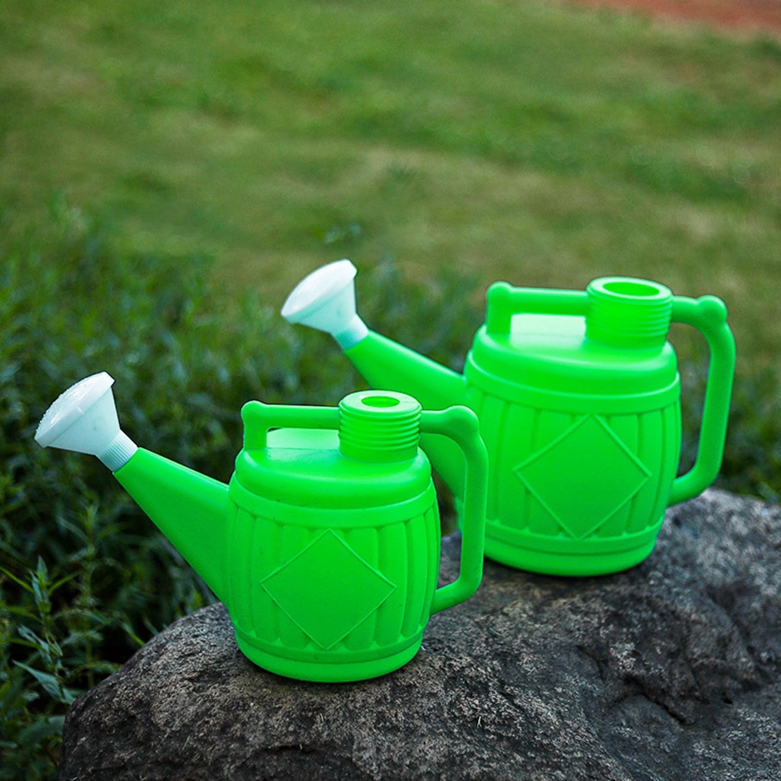 1.1 Gallon Retro Barrel Watering Can, Long Spout Plastic Water Pot with 2-in-1 Sprayer for Flowers & Vegetables