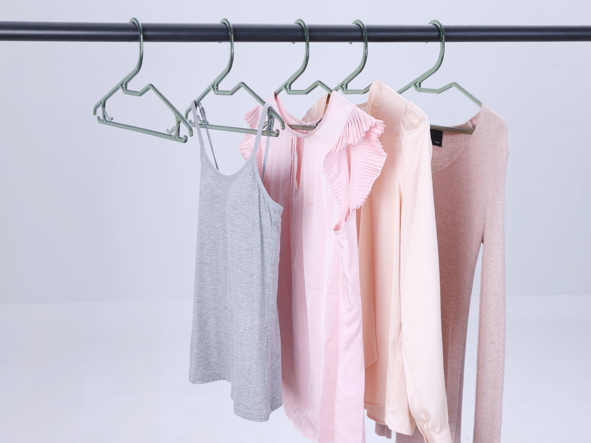 Unique Bargains Plastic Durable Space Saving Clothes Hangers 20 Packs Green