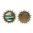 thumbnail image 1 of Fotografia de hoja de sauce boat Lake Pin de gancho de metal vintage con forma de sol Unbranded  M, 1 of 3