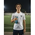 thumbnail image 3 of Termo de 590 ml diseño futbolista argentino TINK, 3 of 5