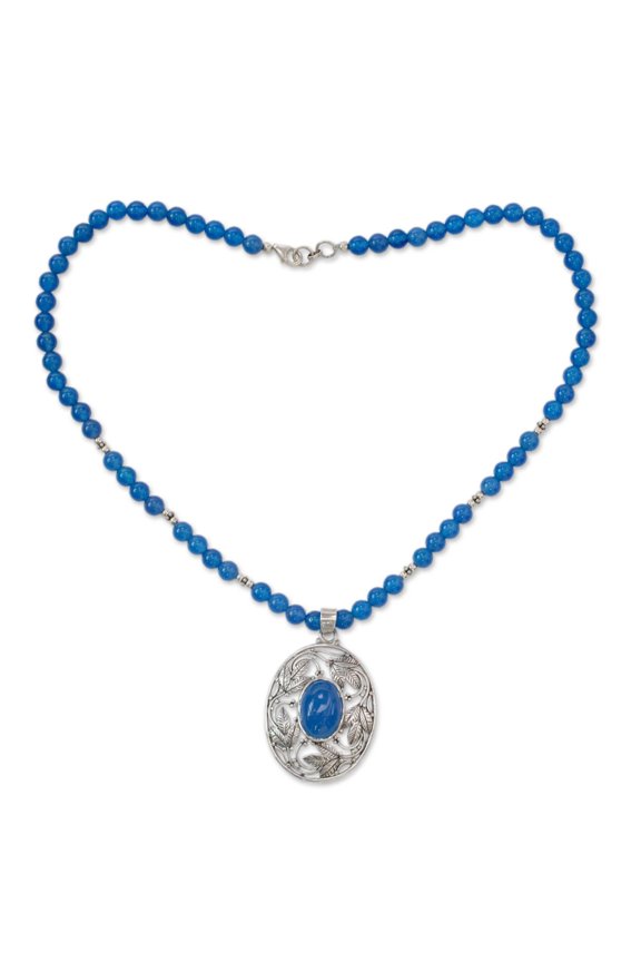 Chalcedony pendant necklace, 'Mughal Garden'