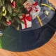 thumbnail image 2 of Falda para árbol de Navidad de Rick y Morty, suave y divertida, decoración navideña de granja con cuello para árbol de Navidad de 36", 2 of 4