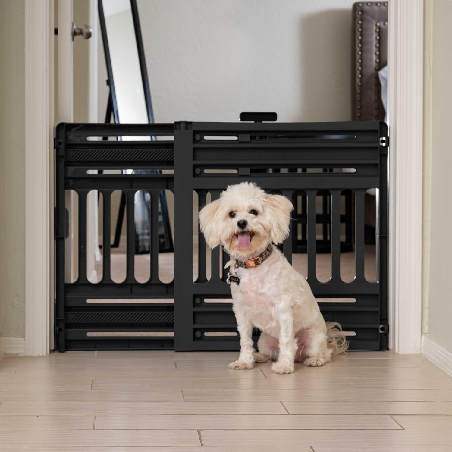 IRIS 24"-39" Dog Gate, Adjustable Indoor Pet Barrier, Pet Gate for Puppy, Small Dog, Cat