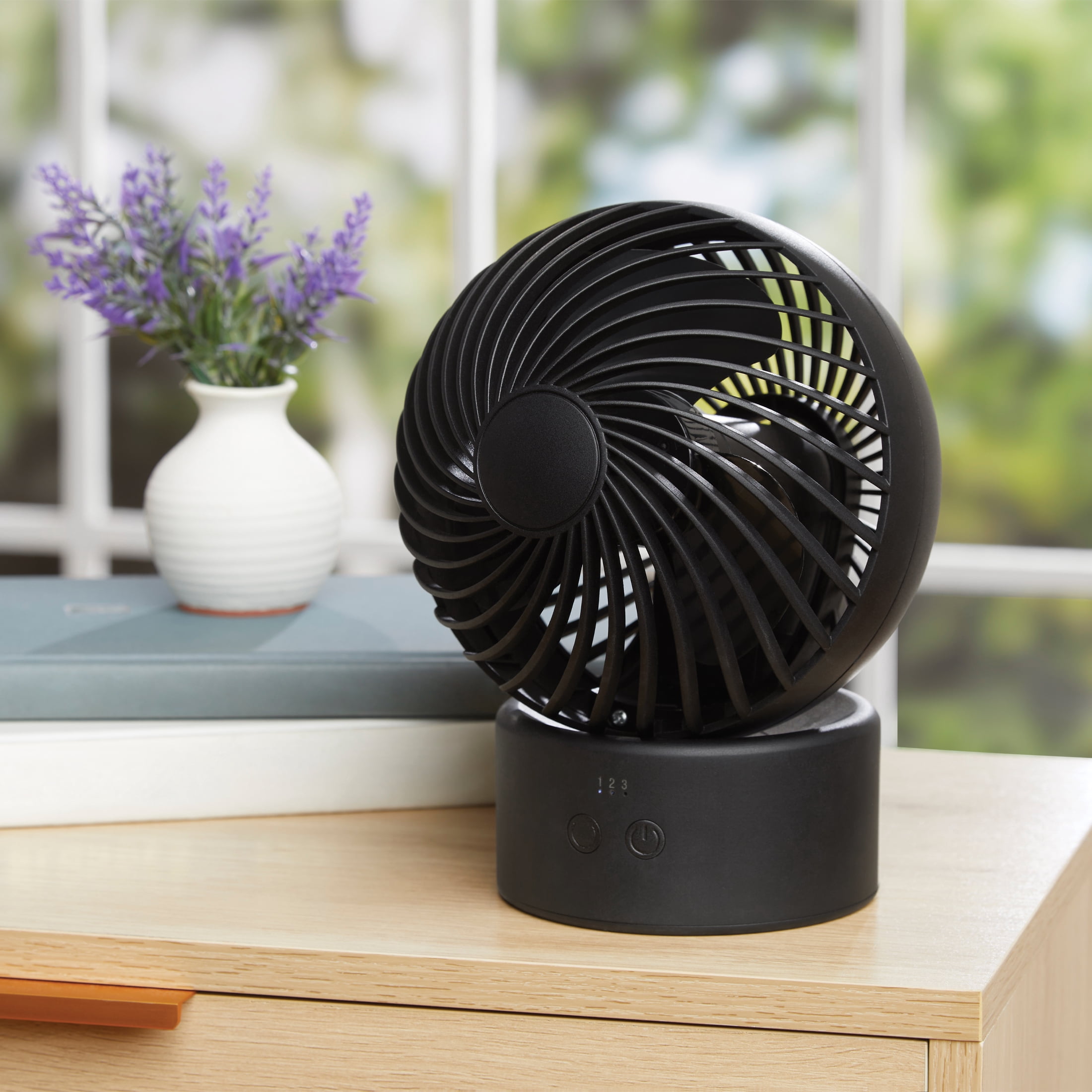 Mainstays 5'' 3-Speed Auto-oscillating Rechargeable Desk Fan, Black