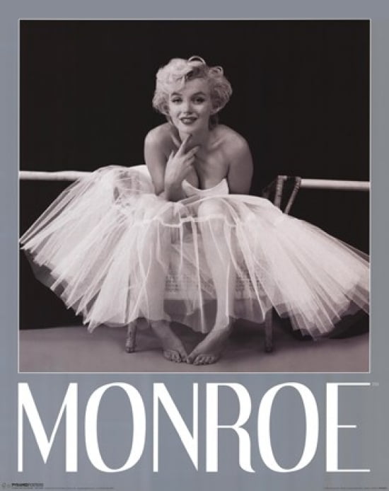 Silver Buffalo Marilyn Monroe Ballerina Kleid Plüschdecke – 127x152cm Ultraweich & Kuschelig