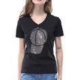 thumbnail image 2 of Camiseta de manga corta con gorro de diamantes de imitación rediseñado en negro para mujer, estilo nuevo de 2023, camiseta de cuerpo moderno de calle de longitud media a la moda, 2 of 4