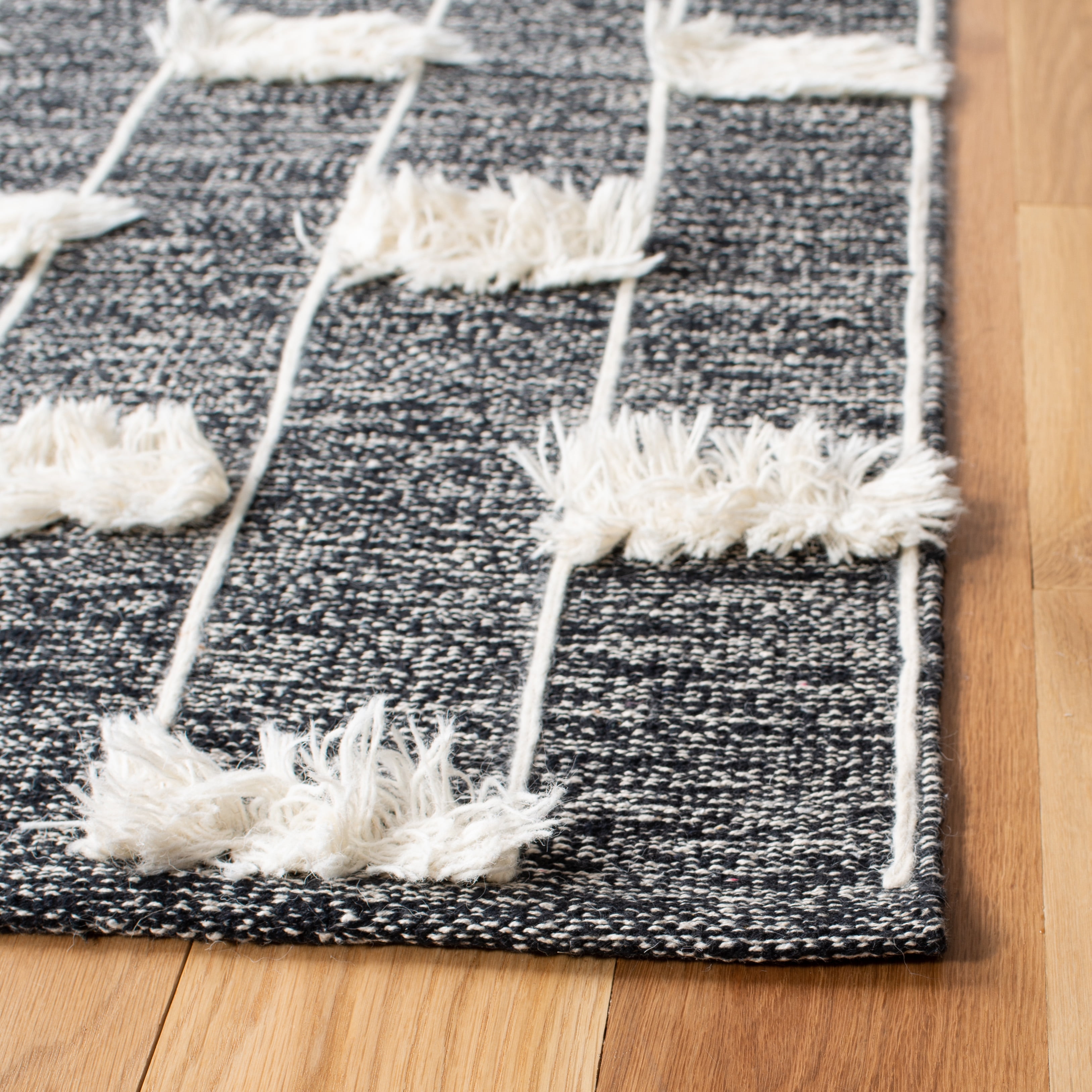 SAFAVIEH Striped Kilim Delaney Striped Area Rug, Black/Ivory, 9' x 12'