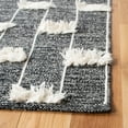 thumbnail image 3 of SAFAVIEH Striped Kilim Delaney Striped Area Rug, Black/Ivory, 4' x 6', 3 of 10