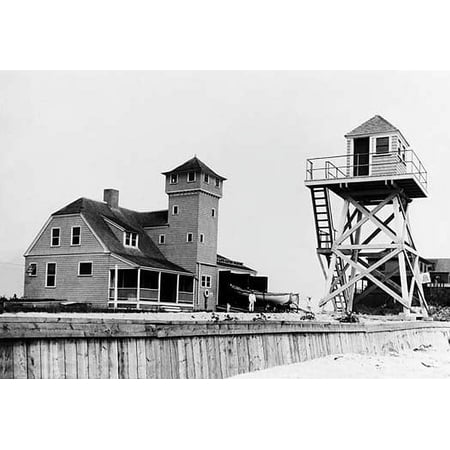 Salibury, Massachusetts: Lifetower #19 Fine art canvas print (20" x 30")