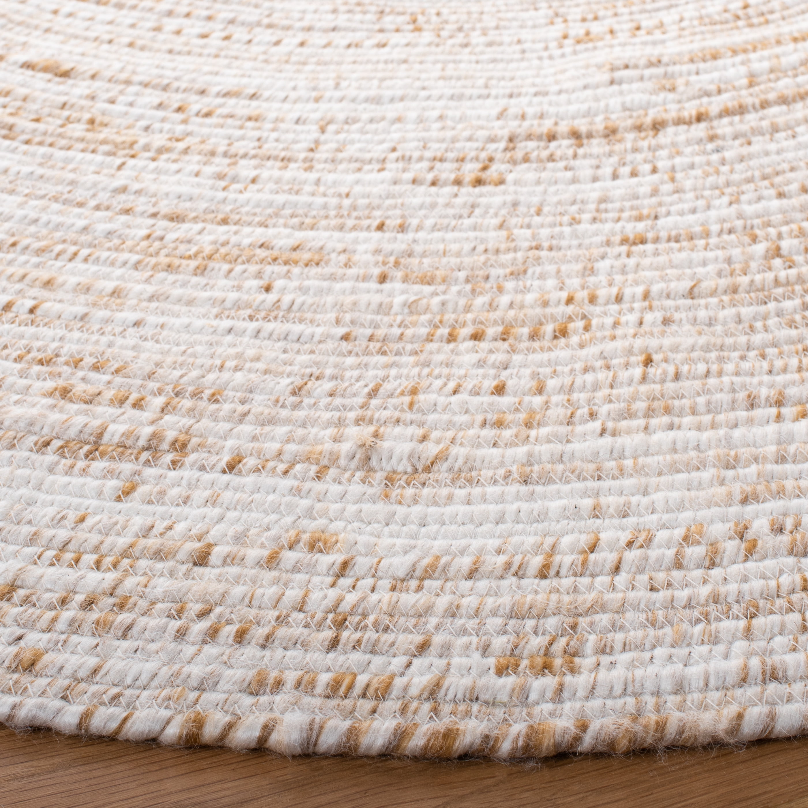 SAFAVIEH Braided Bernica Solid Polyester Reversible Area Rug, Ivory/Brown, 6' x 6' Round