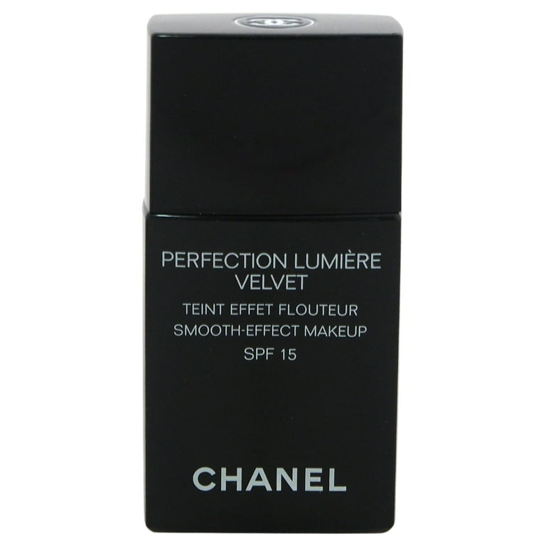 Perfection Lumiere Velvet SPF 15 - # 20 Beige by Chanel for Women