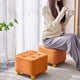 thumbnail image 1 of Taburete bajo con ruedas para sentarse y cambiarse de zapatos | Taburete pequeño móvil con ruedas para el hogar, el dormitorio o la oficina, 1 of 7