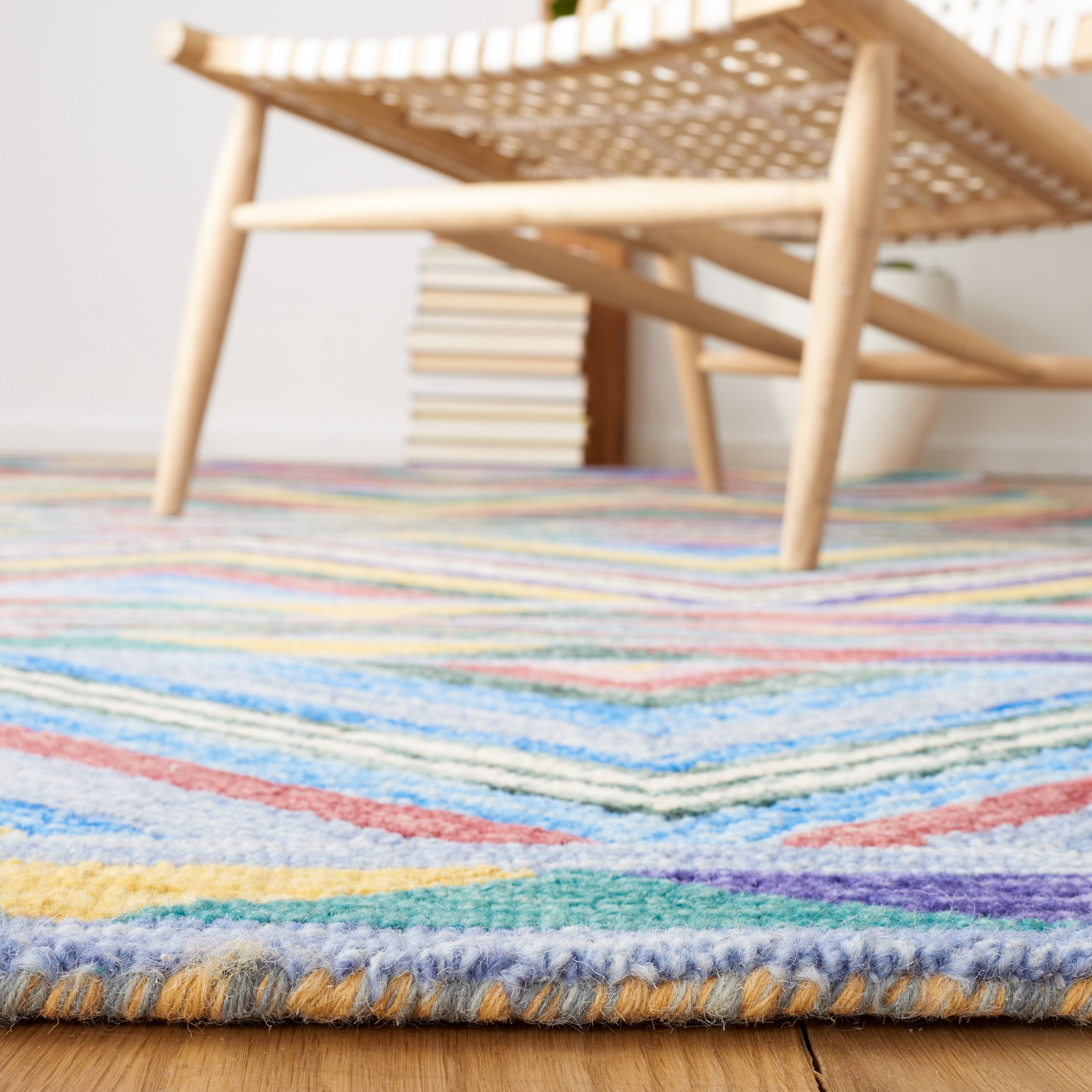 SAFAVIEH Metro Denzel Geometric Area Rug, Red/Blue, 8' x 10'