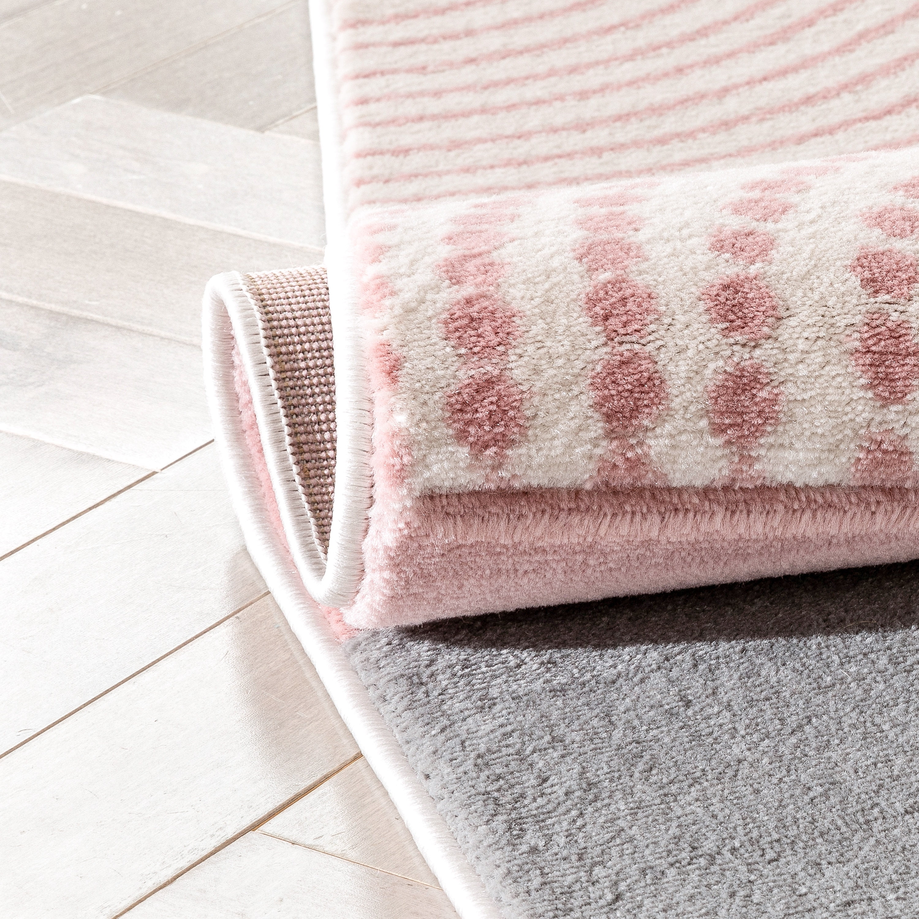 Well Woven Good Vibes Margot Modern Geometric Blush Pink 3'11" x 5'3" Area Rug