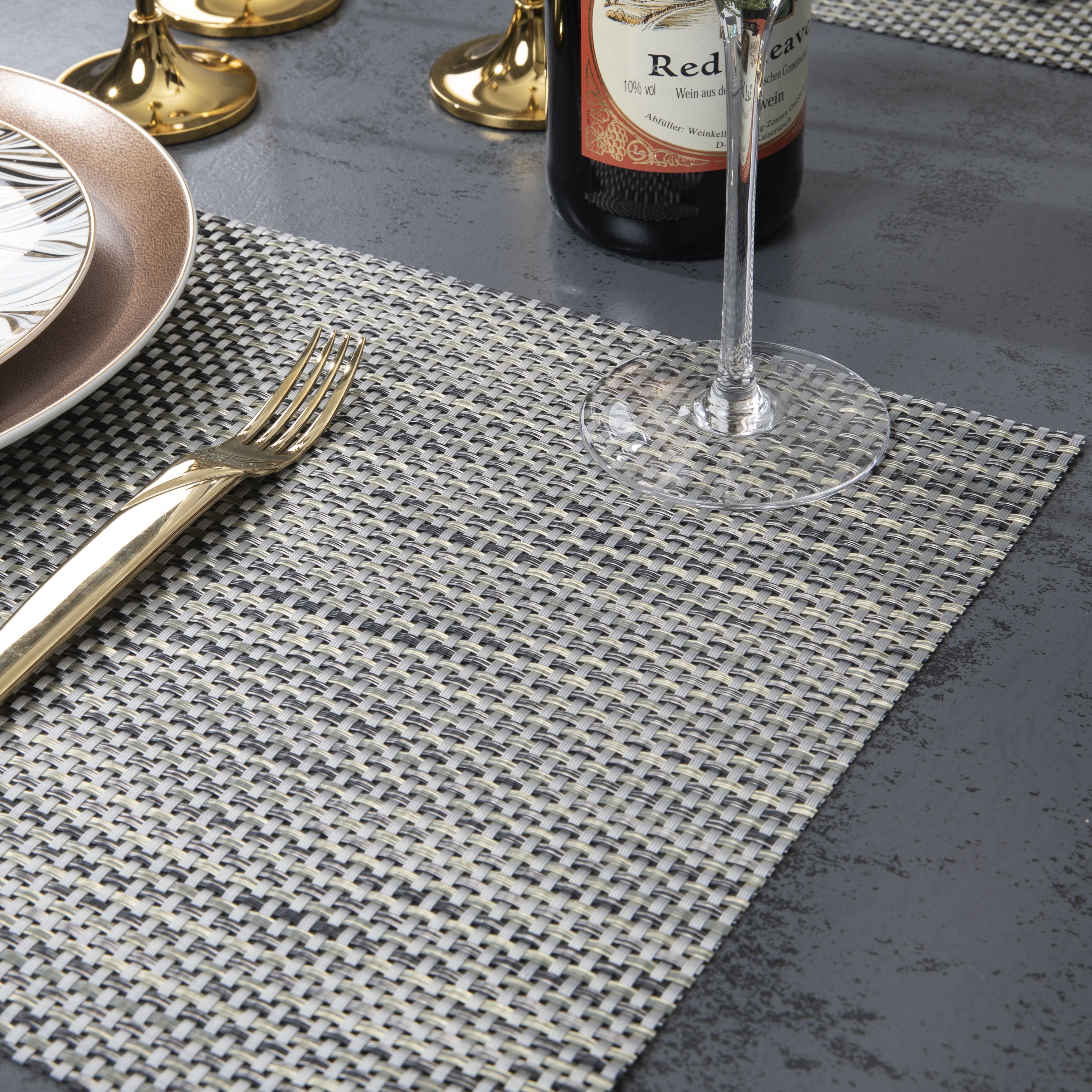 Avestar Placemats Set of 6 for Dining Table Washable Woven Vinyl