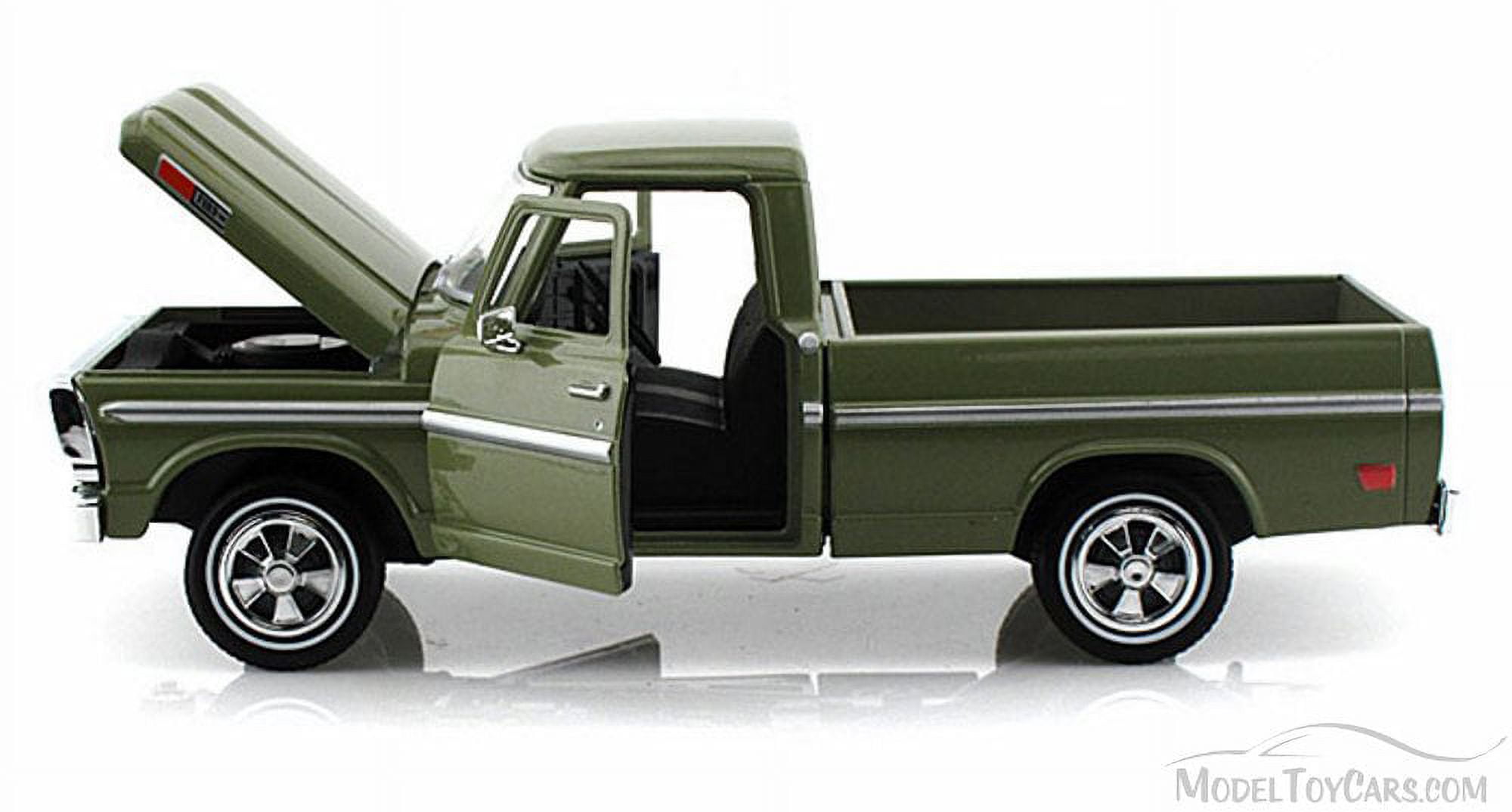 1969 Ford F-100 Pickup, Green - Motormax Premium American 79315 - 1/24 Scale Diecast Model Car