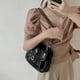 thumbnail image 4 of Nuevo bolso de mano retro con cadena de nicho para colgar en un hombro y en la axila con gran capacidad., 4 of 5