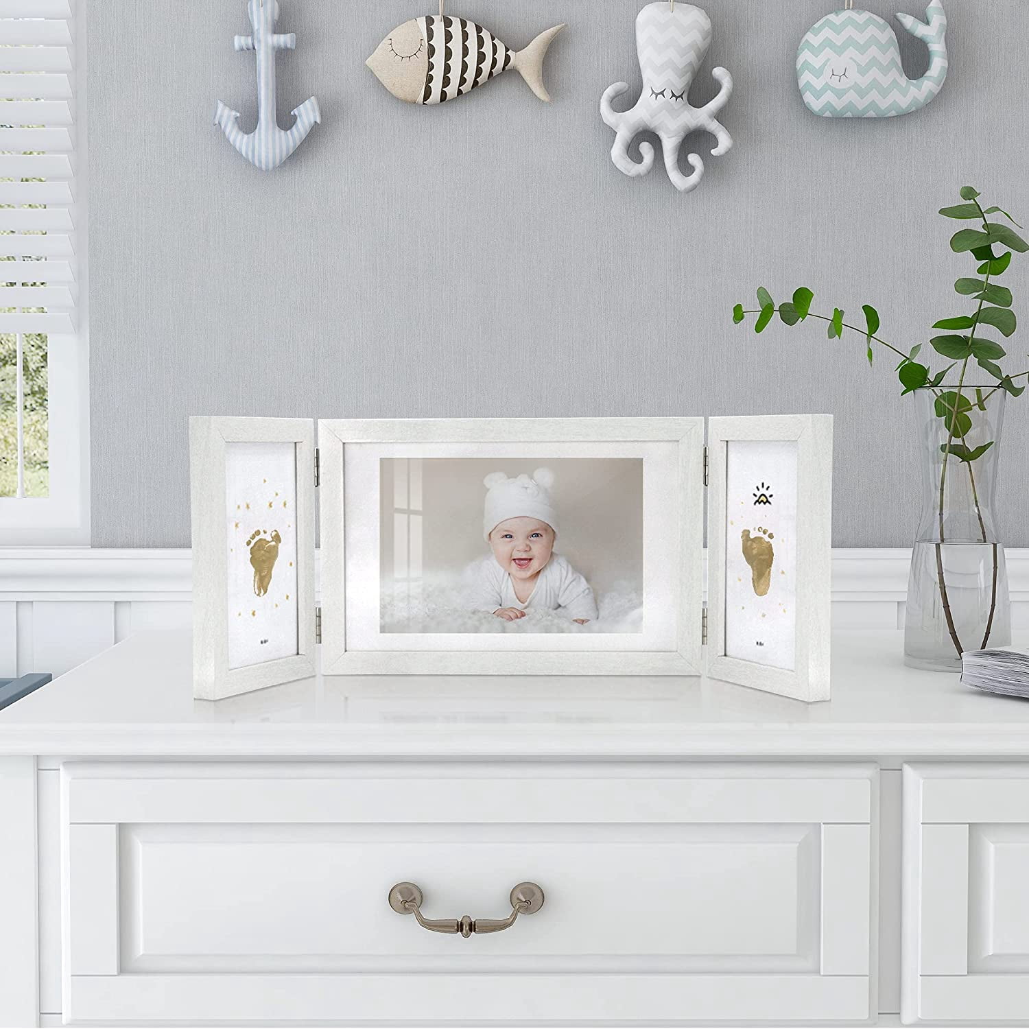 SUMGAR 5x7 White Picture Frame 3 Opening Triple Hinged Folding Frames Wall Tabletop Display, Photo Collage Frame for Wedding, Anniversary, Mother’s Day