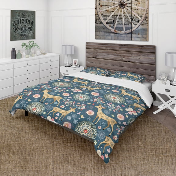 Designart 'Deer with Flowers and Hearts Antlers' Floral Duvet Cover Set