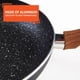 thumbnail image 3 of Sartén antiadherente Imusa de 9.5" de piedra negra con mango con aspecto de madera, 3 of 8