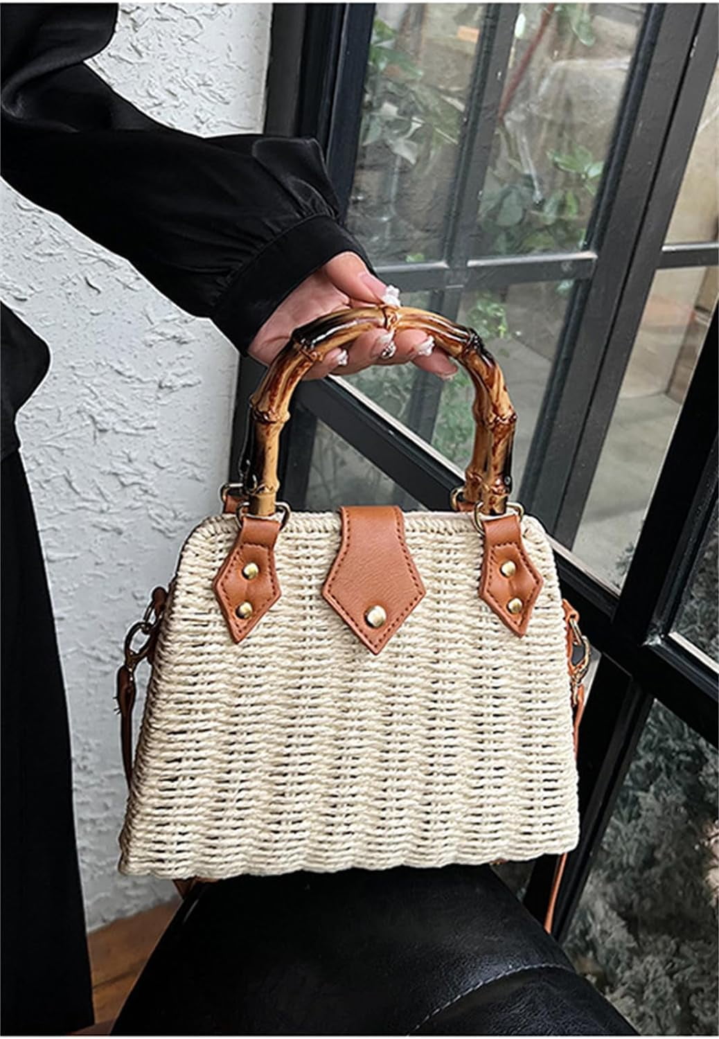 Zhengup Straw Crossbody Bags for Women Beach Handbags Wicker Summer Purse Woven Island Beach Bags Natural Bag