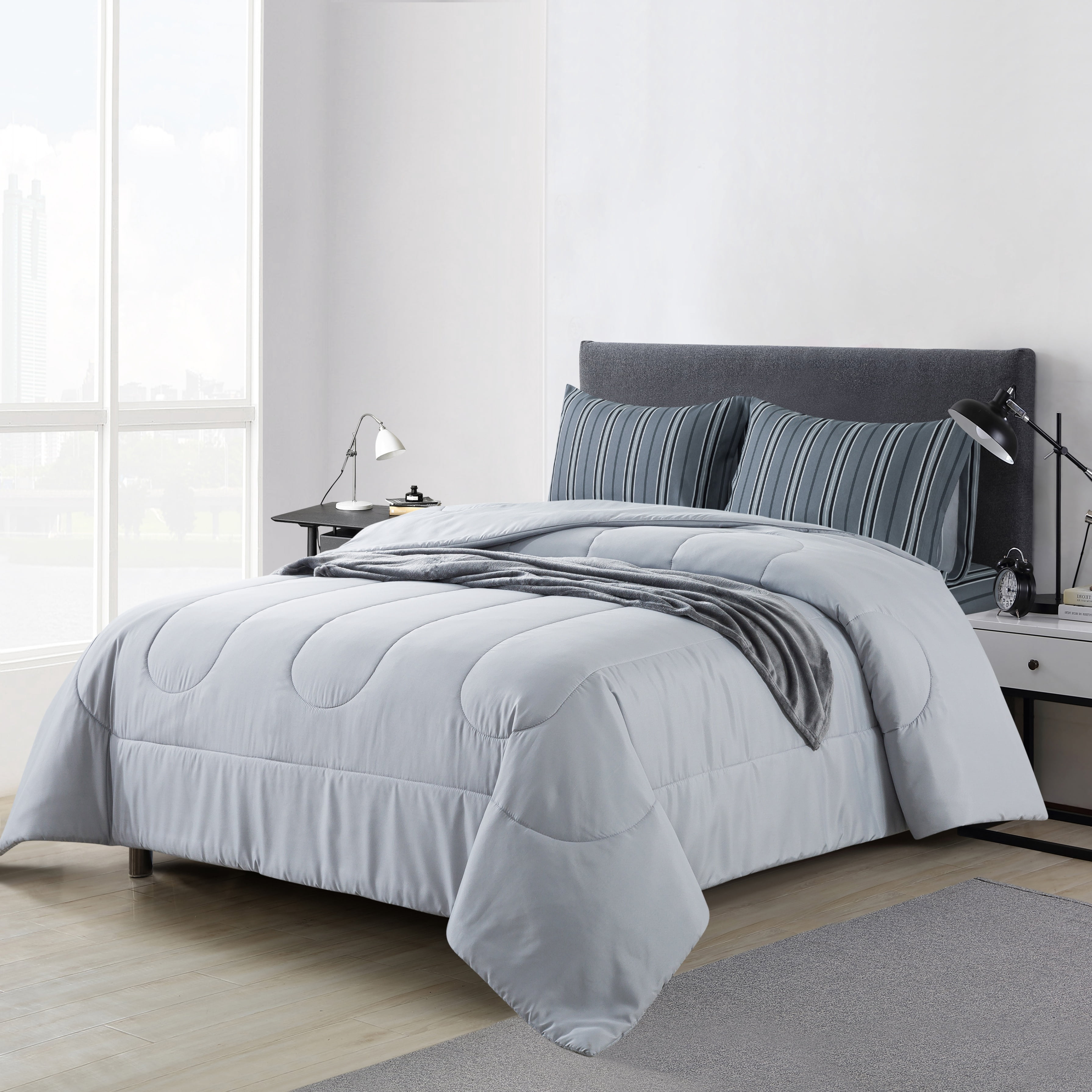 Mainstays Grey 5 Piece Bed in a Bag Comforter Set with Sheets and Plush Throw, Full