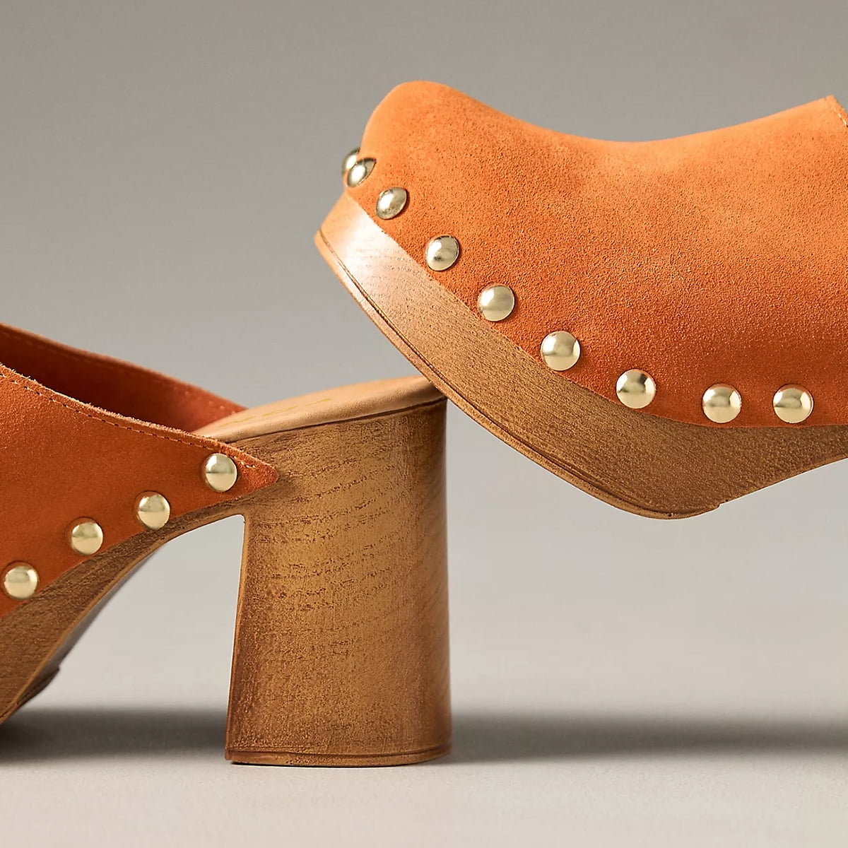 YDN Women Platform Rivet Studded Clog Mules Round Toe Slip  display picture 1