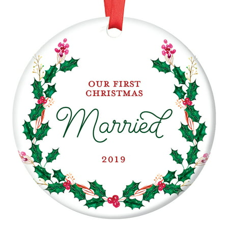 Best Wedding Gifts, 2019 Married Ornament Newlywed Couple Christmas Ornament, Xmas Ornaments for the Bride & Groom Ceramic Present 3