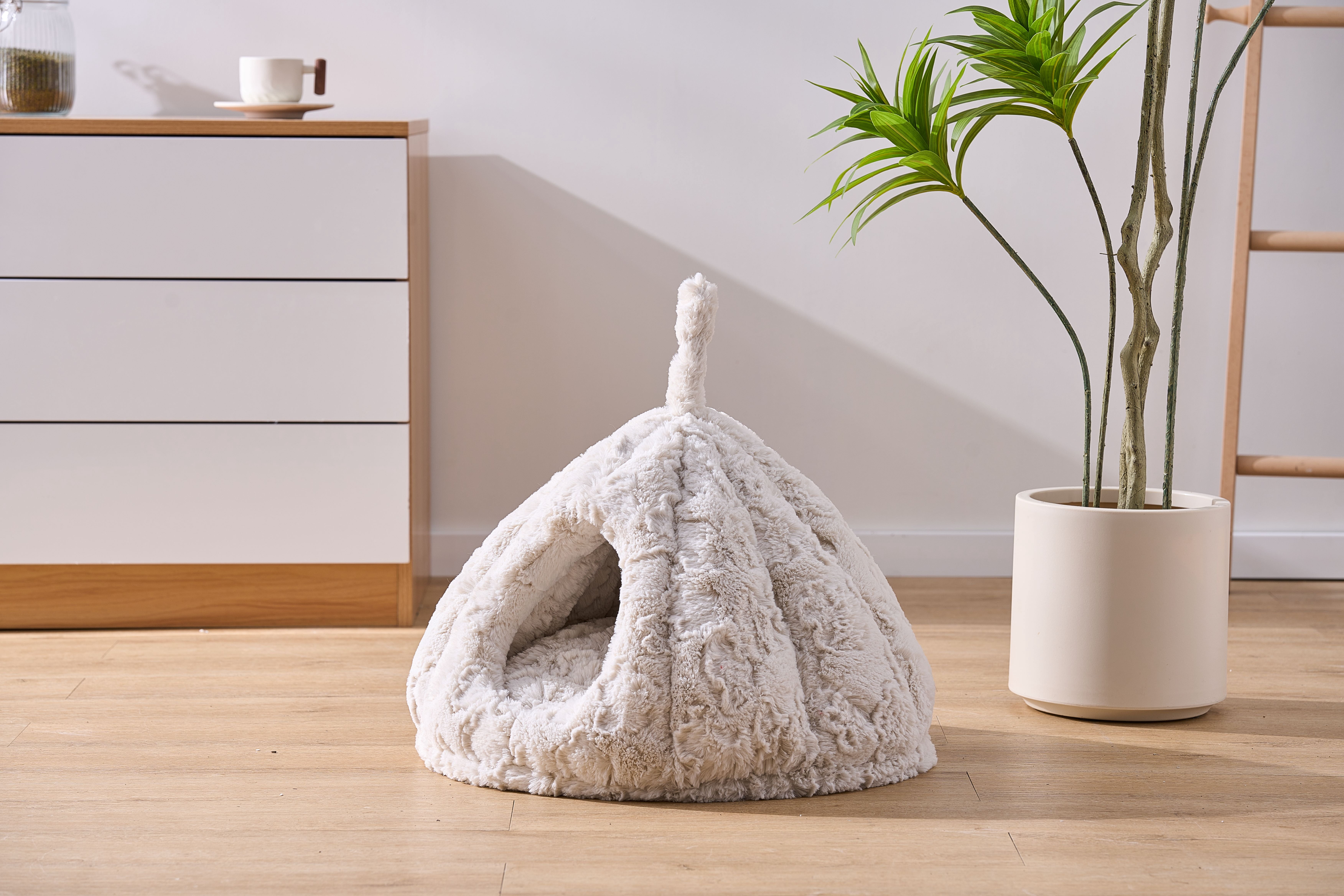 PetPals Anxiety Calming & Washable Kitten Cat Bed-Rose Hut