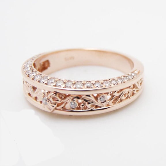 SEPARQI Classic Engagement Promise Ring For Her For Women Lightweight Comfortable Fit CZ AAA Zircon Ring Ideal Jewelry Gift Comes in Elegant Box