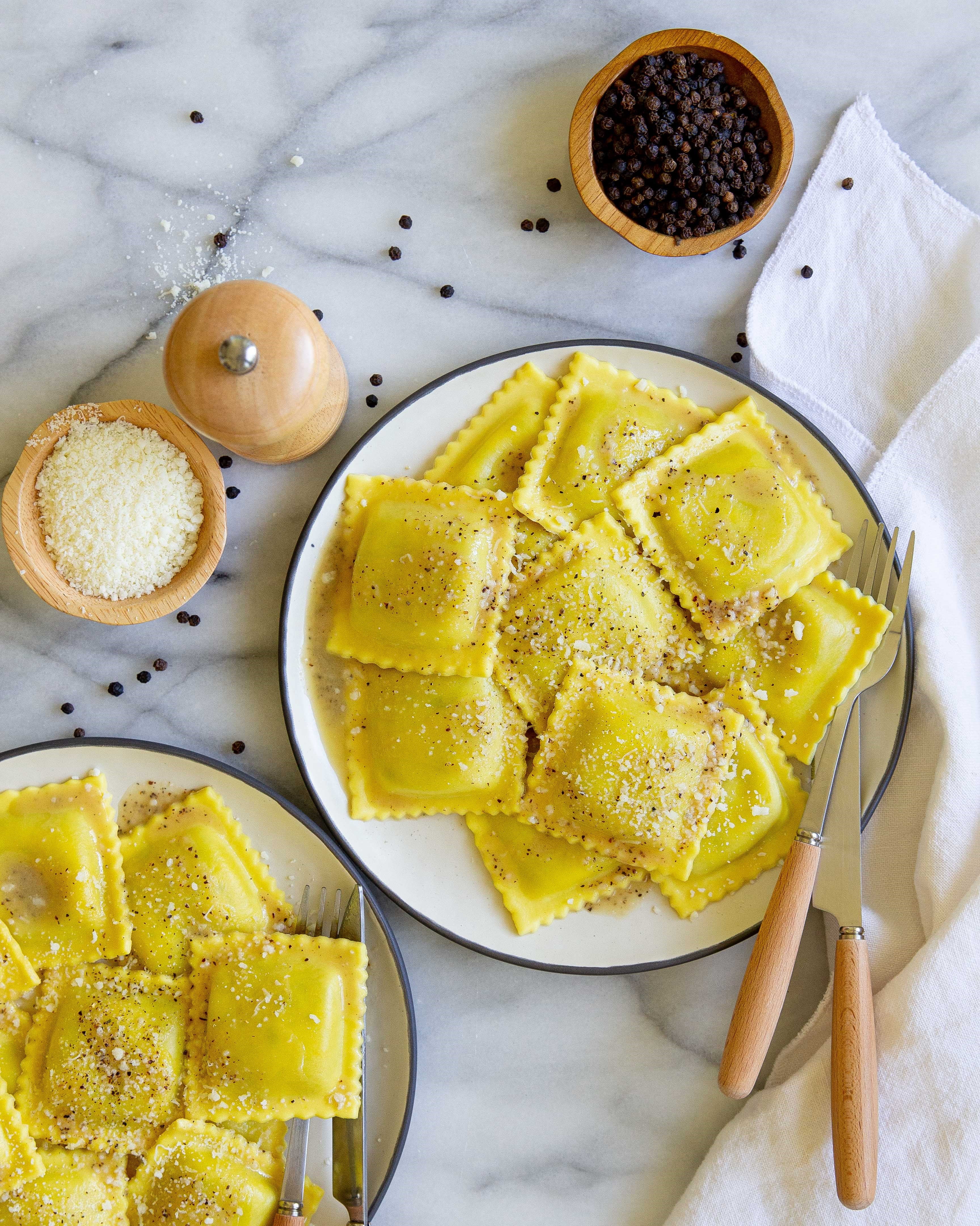 Marketside Five Cheese Ravioli, No Artificial Ingredients, 18 oz Tray