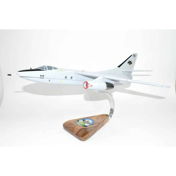 VQ-1 World Watchers (USS Carl Vinson 1985) TA-3B   Skywarrior Model, 1/50th Scale, Mahogany