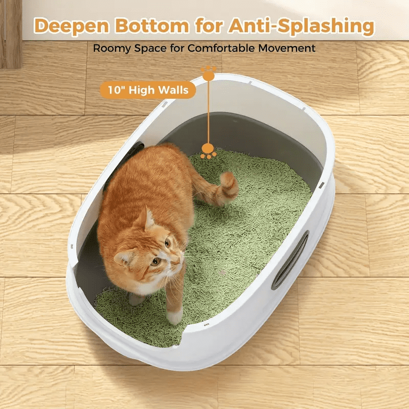 Spacious Fully Enclosed Cat Litter Box with Litter Scoop