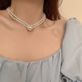 thumbnail image 4 of Collar de perlas elegante Retro estilo Hepburn elegante estilo francés cadena corta de clavícula accesorios simples de verano para mujer, 4 of 6