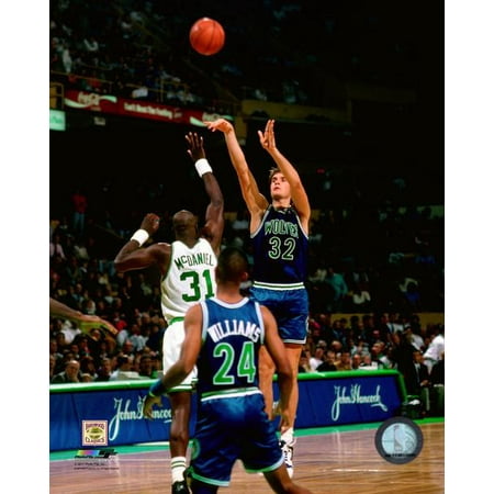 Christian Photo - Christian Laettner 1993 Action Photo Print